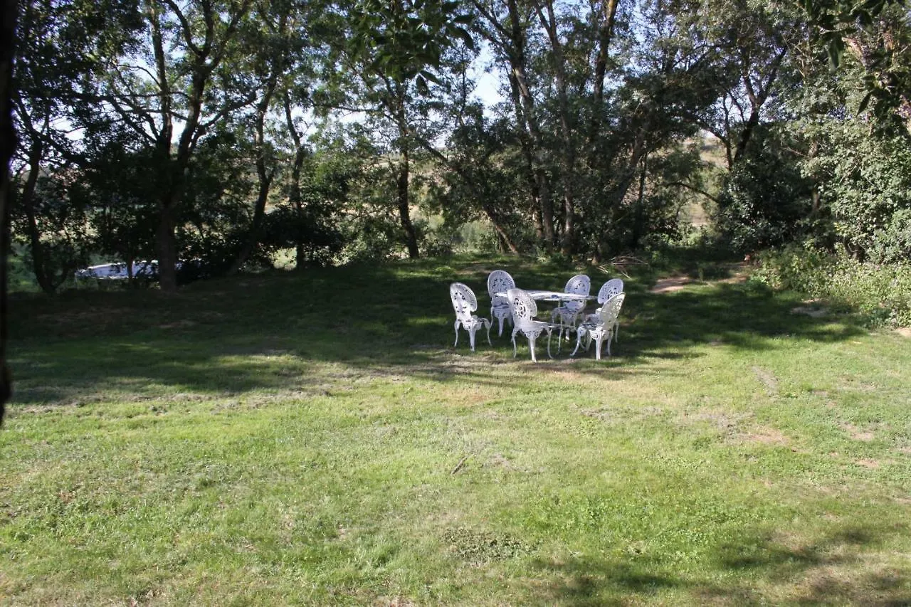 Maison Mandala Bed and Breakfast Vaux  0*, Vaux (Haute-Garonne)